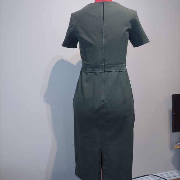 Banana Republic Stretch Short-sleeve Sheath Dress - Picture 2 of 8